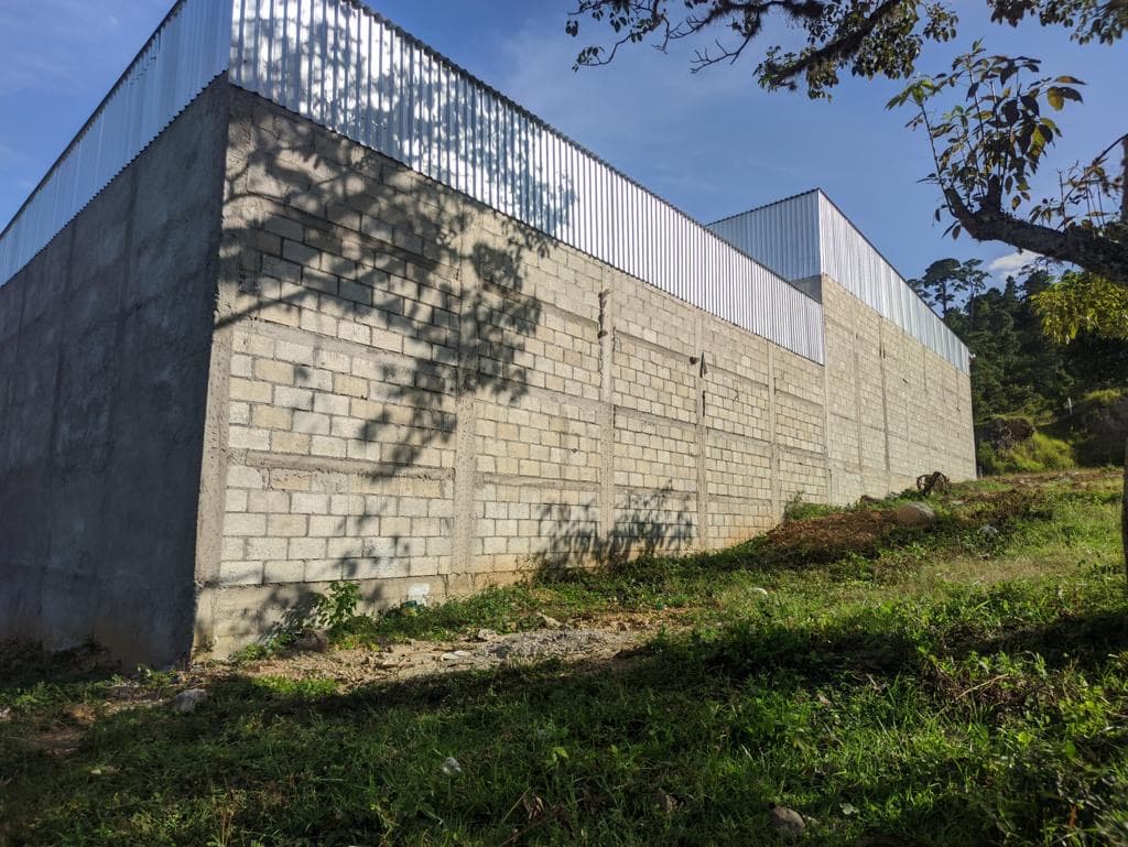 Bodega Operativa Frente a CA-10 Km 222 — Nave + Oficina en Tizaquin, Esquipulas | Q1,300,000