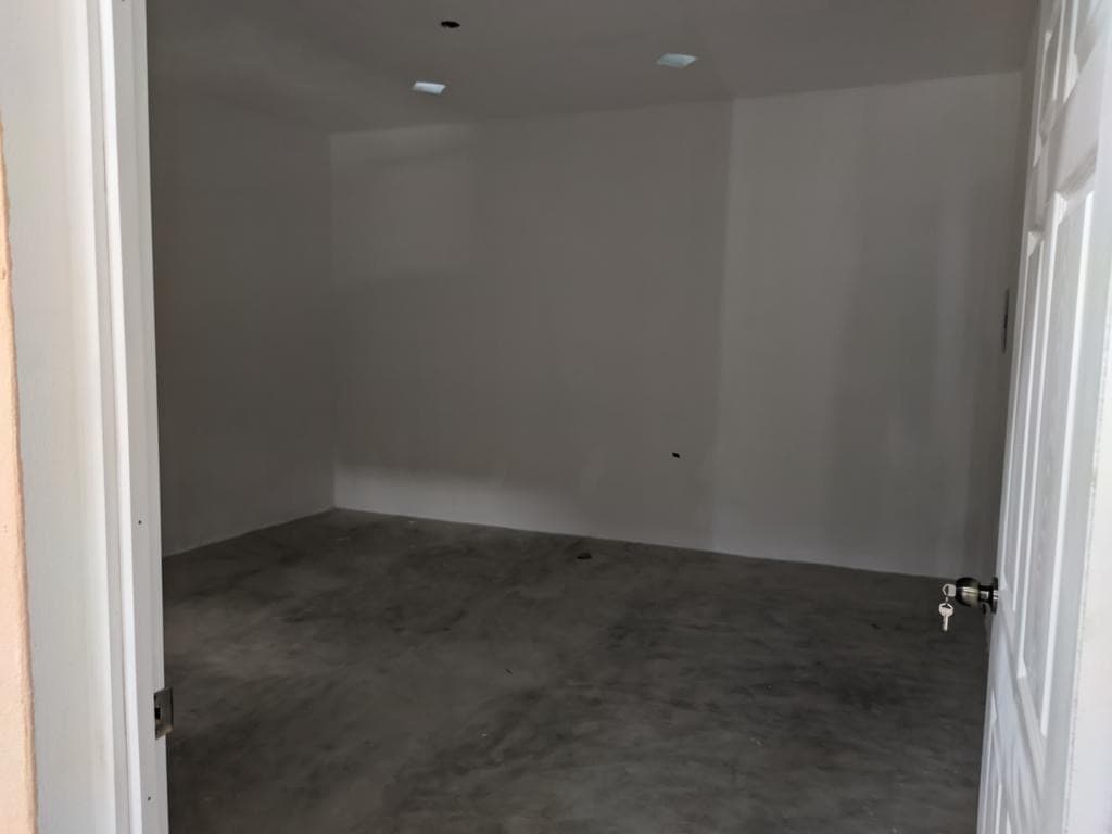 Bodega Esquinera con 2 Frentes sobre CA-10 Km 222 — Operativa + Oficina, Tizaquin, Q1,500,000